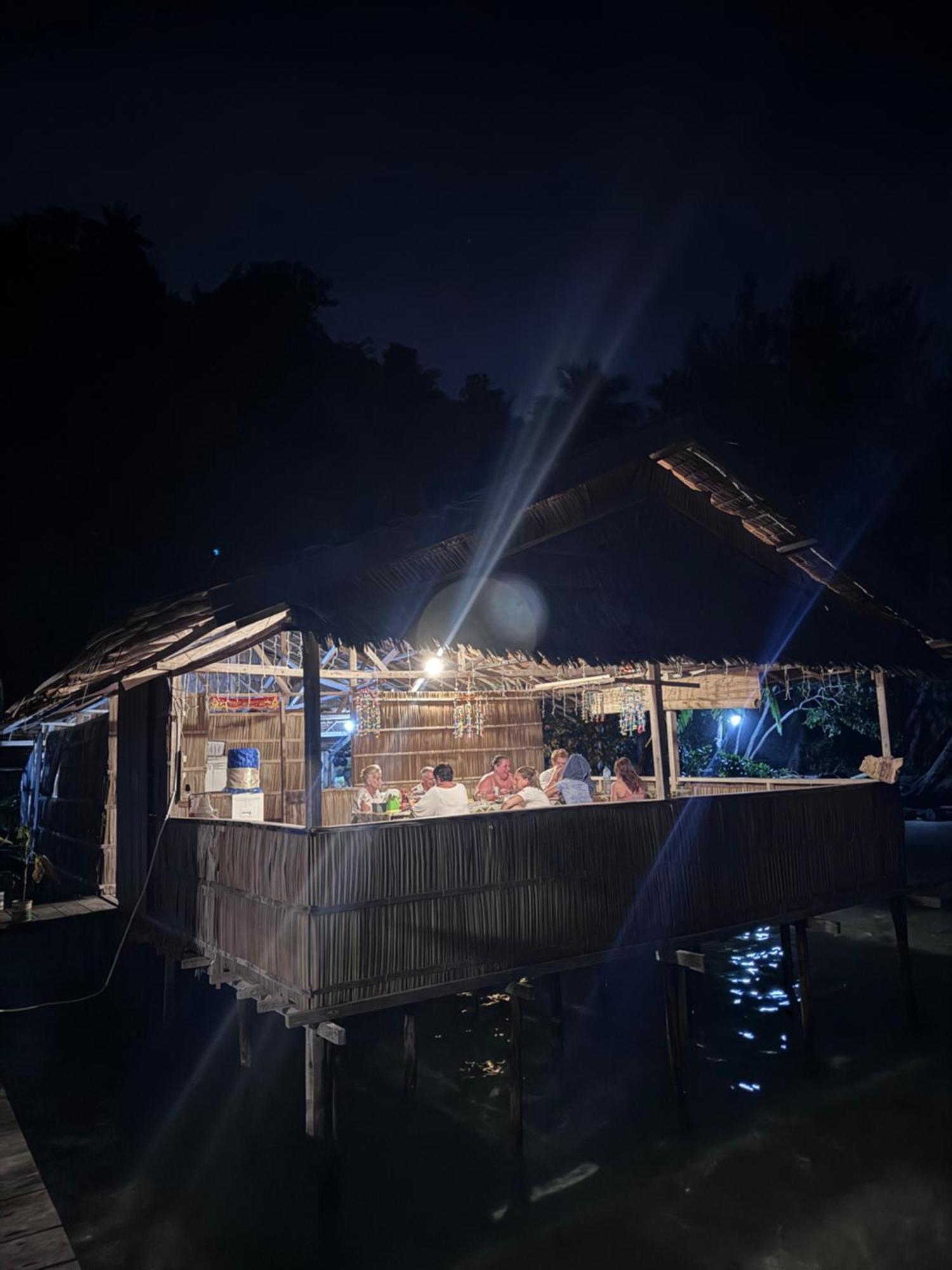 Junior Homestay Kri Экстерьер фото
